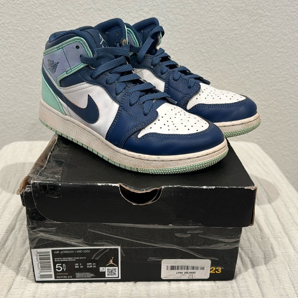 Gently used 5.5 youth Air Jordan 1 MID (GS) mystic navy/mint foam-white.